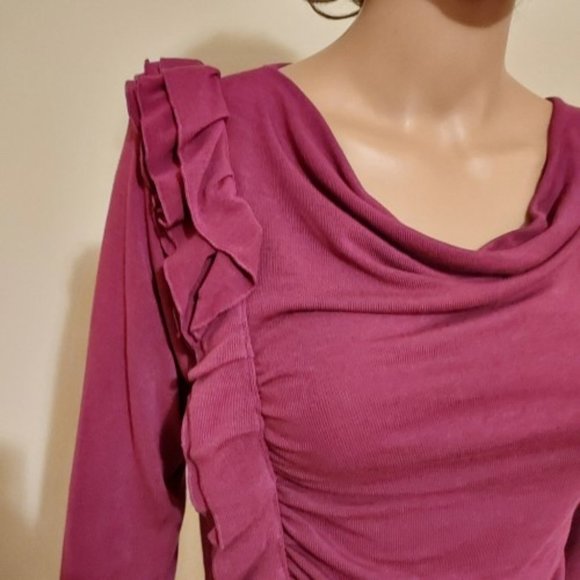 CABLE & GAUGE PURPLE CLOVER RUFFLE DOWN FRONT TOP SIZE M NWT - Picture 2 of 7